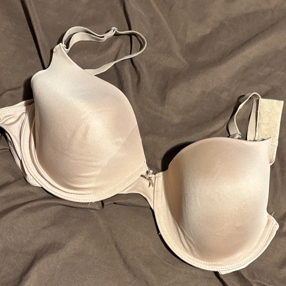 Maidenform Soft Cream Bra - Picture 1 of 1